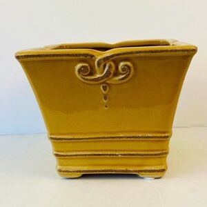 Ceramic bonsai planter yellow plant pot ridged decorated feet tapered